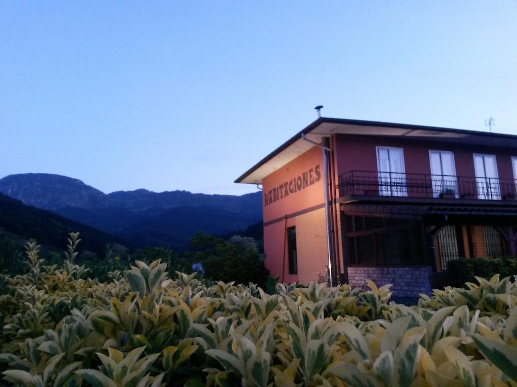 Pension Bide-Ondo Amorebieta-Etxano Luaran gambar